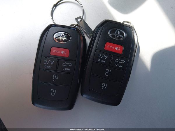 2024 TOYOTA BZ4X XLE