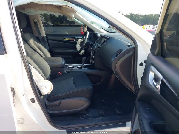 2019 NISSAN PATHFINDER S