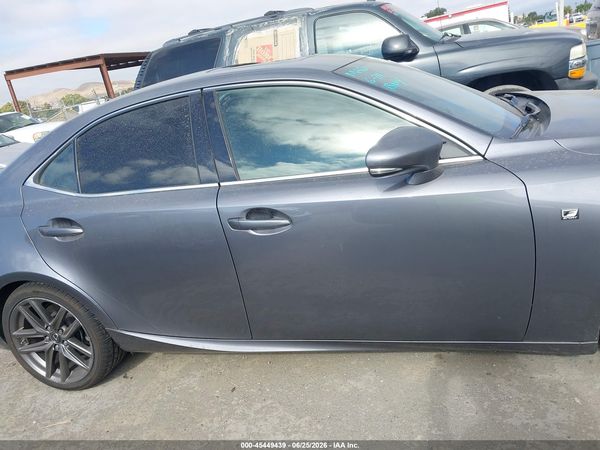 2018 LEXUS IS 300