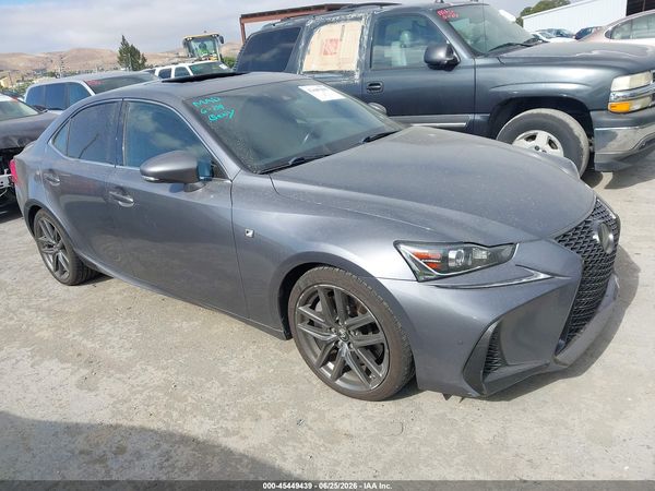 2018 LEXUS IS 300