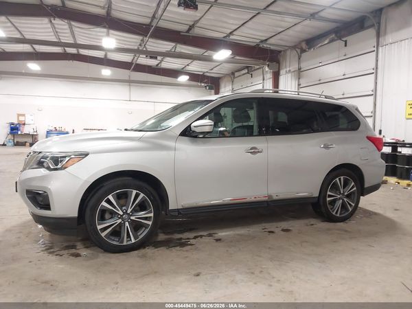 2018 NISSAN PATHFINDER PLATINUM — I117
