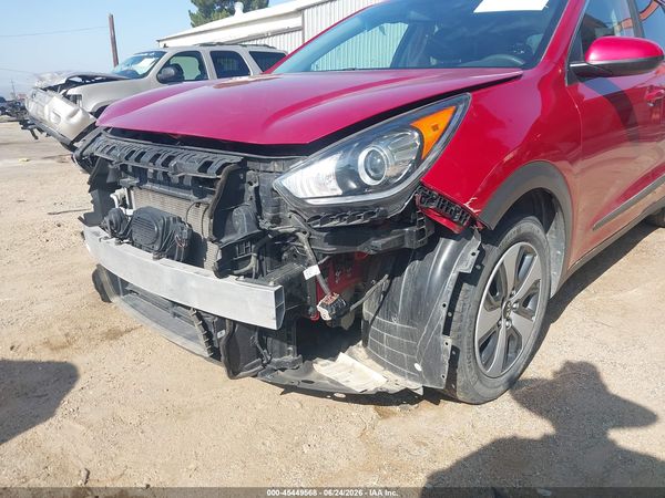 2019 KIA NIRO LX