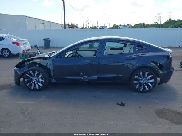 2026 TESLA MODEL 3