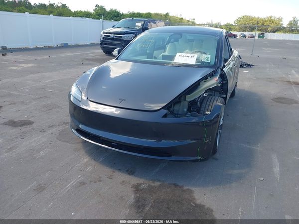 2026 TESLA MODEL 3