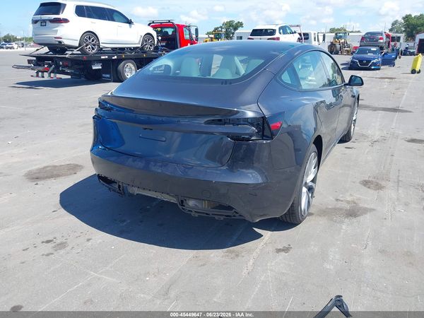 2026 TESLA MODEL 3