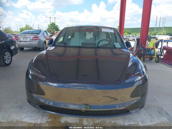 2026 TESLA MODEL 3