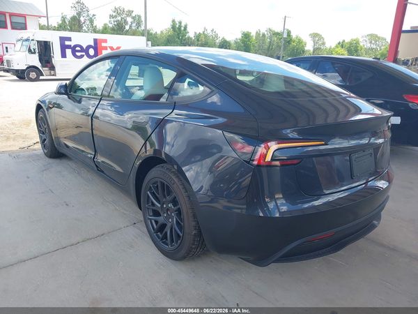 2026 TESLA MODEL 3