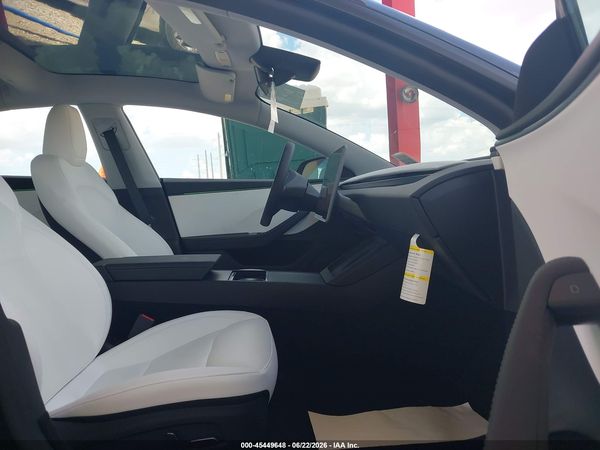 2026 TESLA MODEL 3