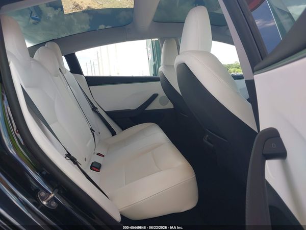 2026 TESLA MODEL 3