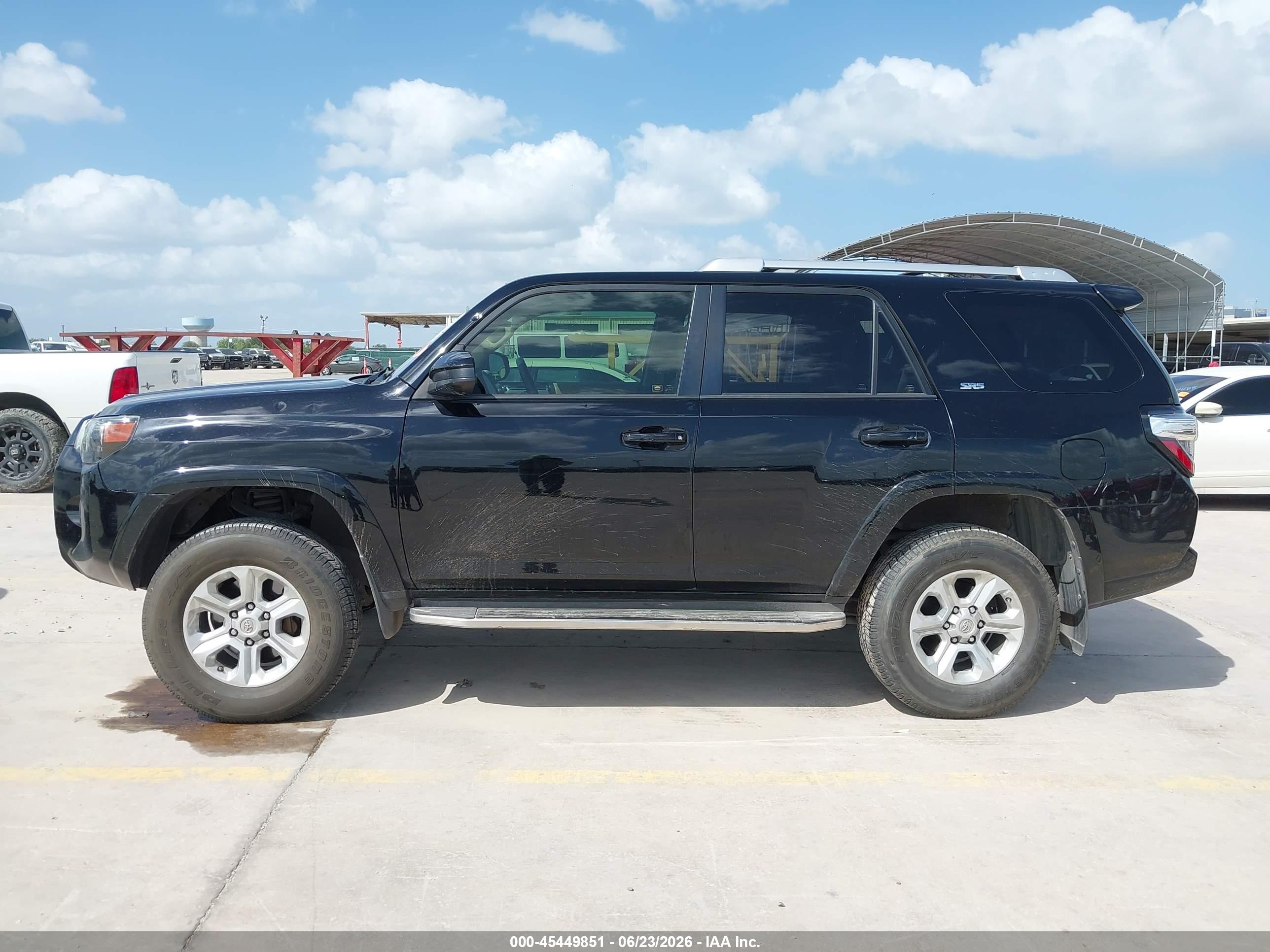 2018 TOYOTA 4RUNNER SR5