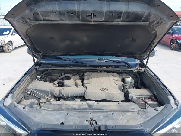2018 TOYOTA 4RUNNER SR5