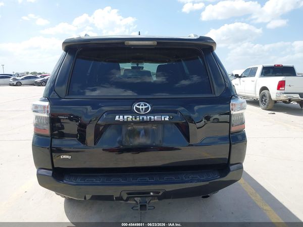 2018 TOYOTA 4RUNNER SR5