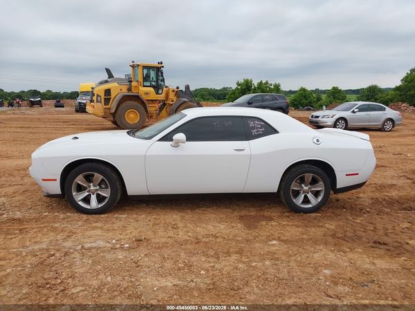 2019 DODGE CHALLENGER SXT