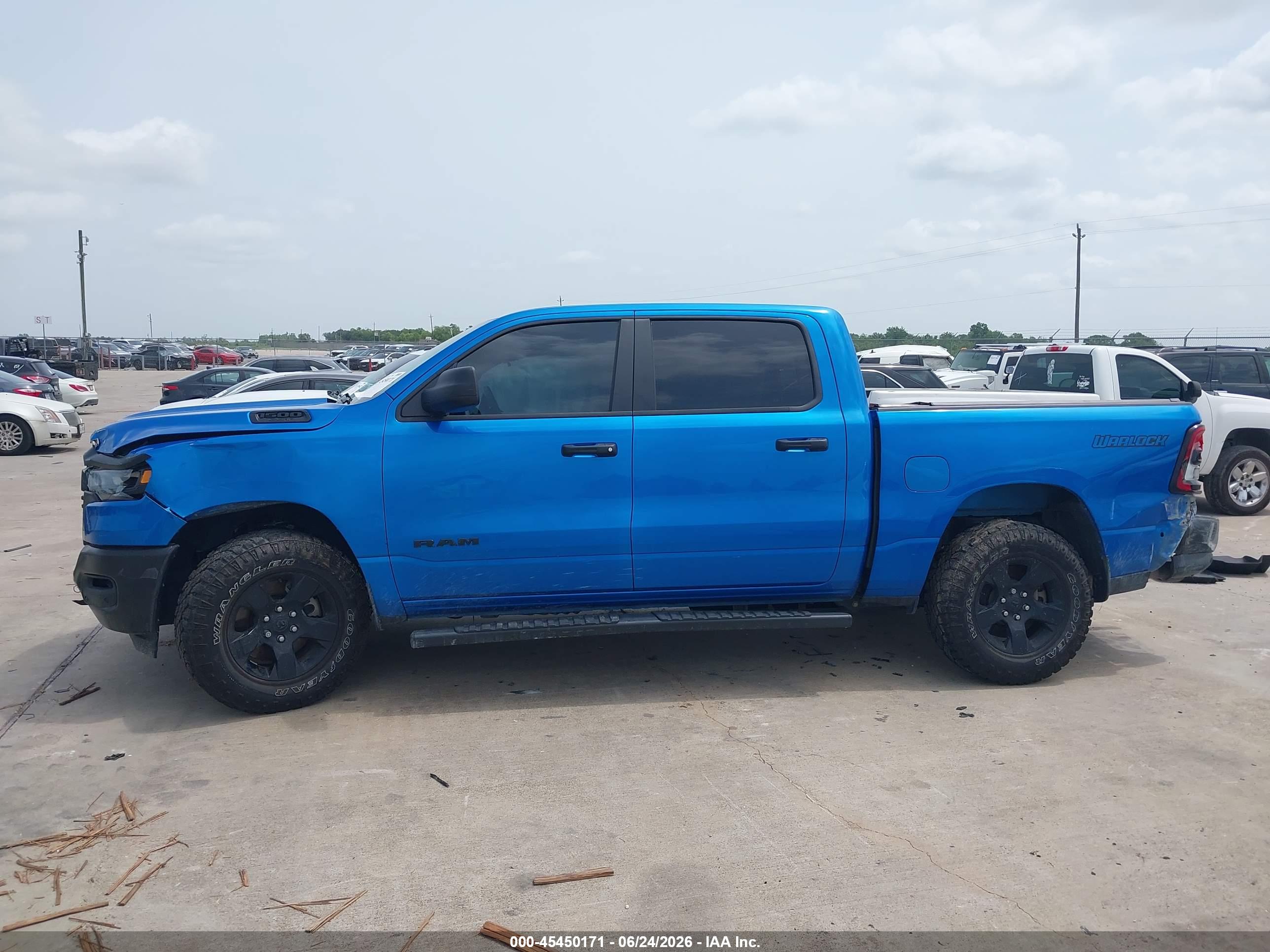 2025 RAM 1500 WARLOCK  4X4 5'7 BOX