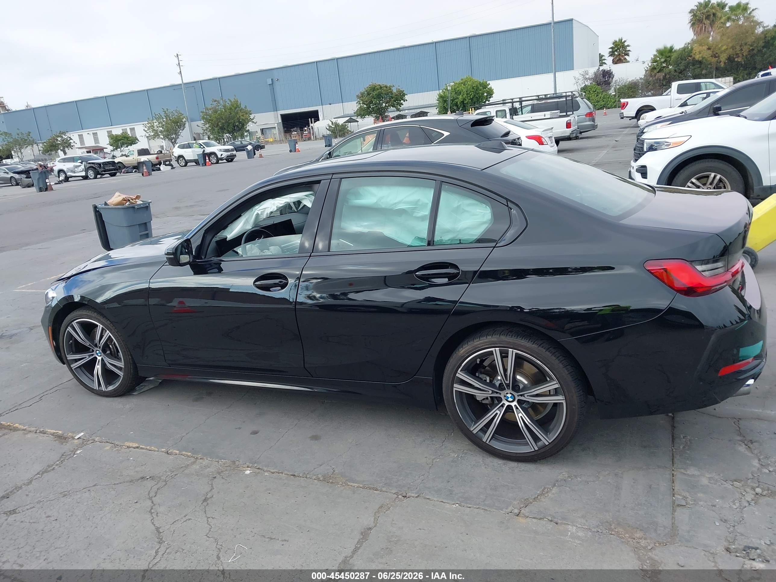 2023 BMW 330I