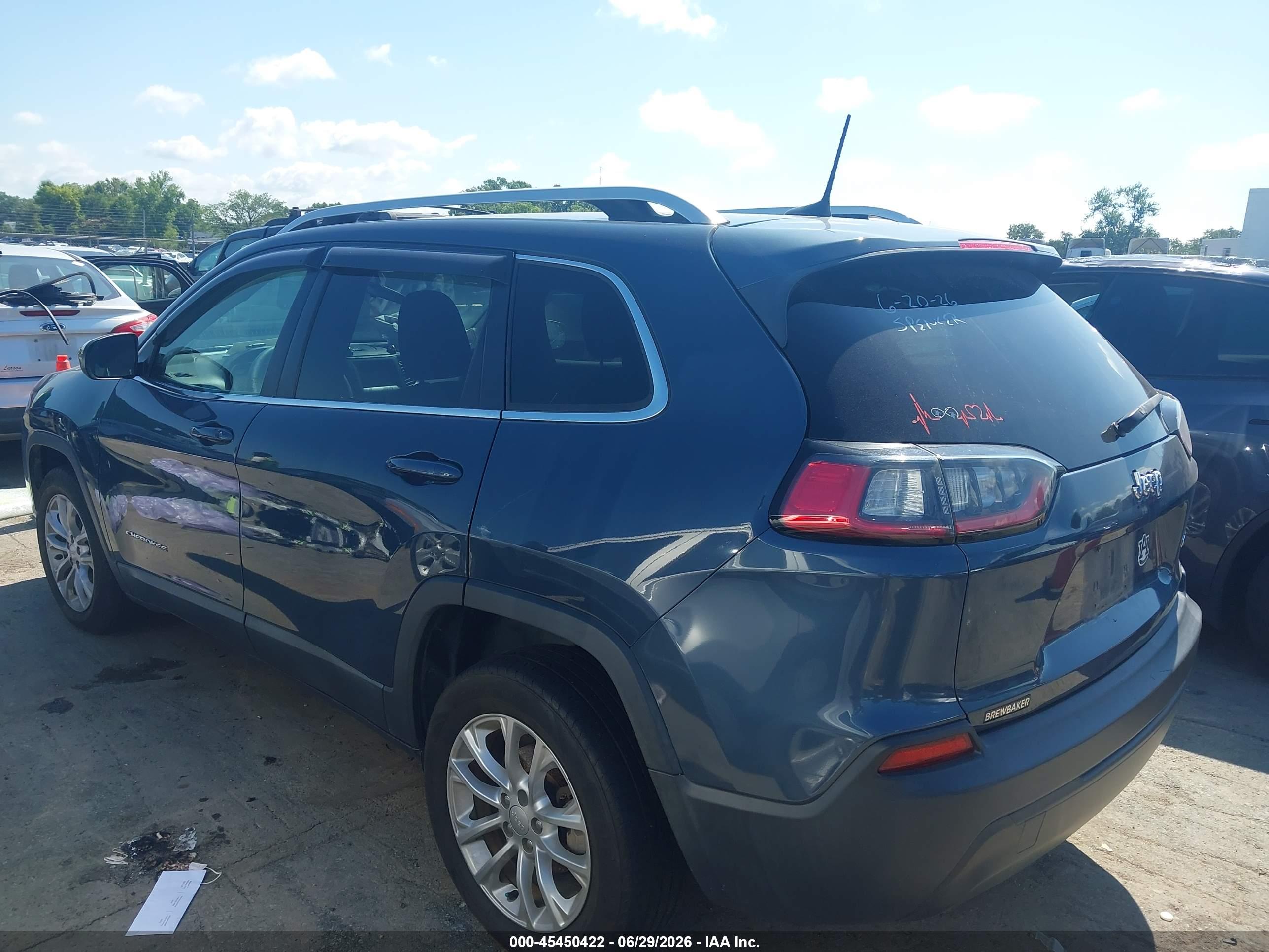 2019 JEEP CHEROKEE LATITUDE FWD