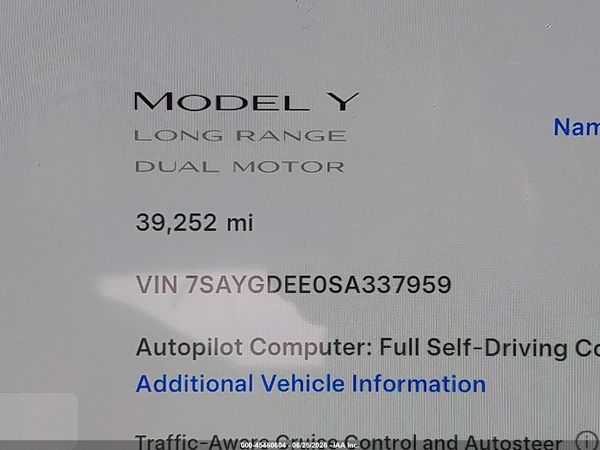 2025 TESLA MODEL Y