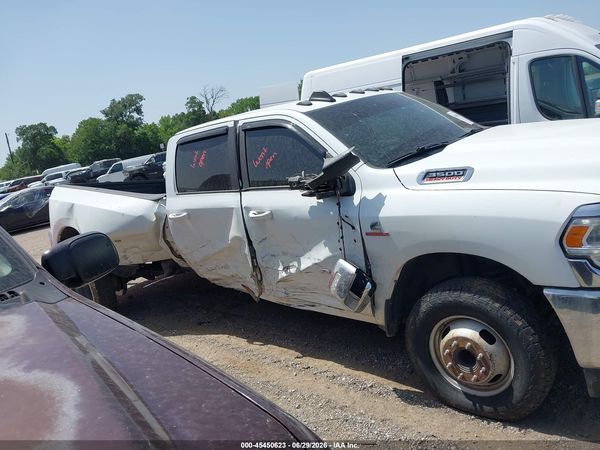 2024 RAM 3500 LARAMIE  4X4 8' BOX