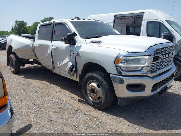 2024 RAM 3500 LARAMIE  4X4 8' BOX