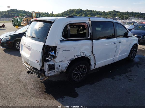 2018 DODGE GRAND CARAVAN SXT