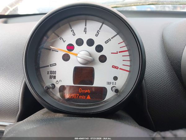2012 MINI COOPER COUNTRYMAN — I7