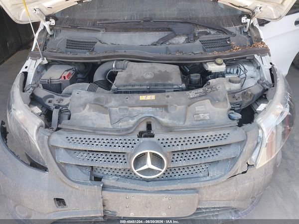 2018 MERCEDES-BENZ METRIS