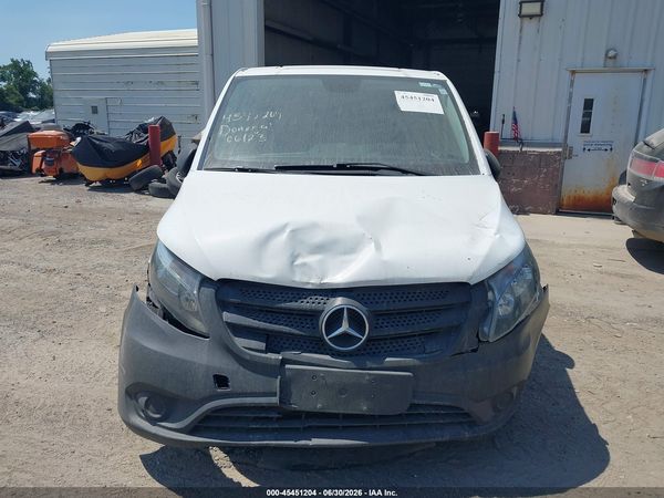 2018 MERCEDES-BENZ METRIS