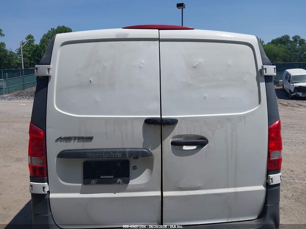 2018 MERCEDES-BENZ METRIS