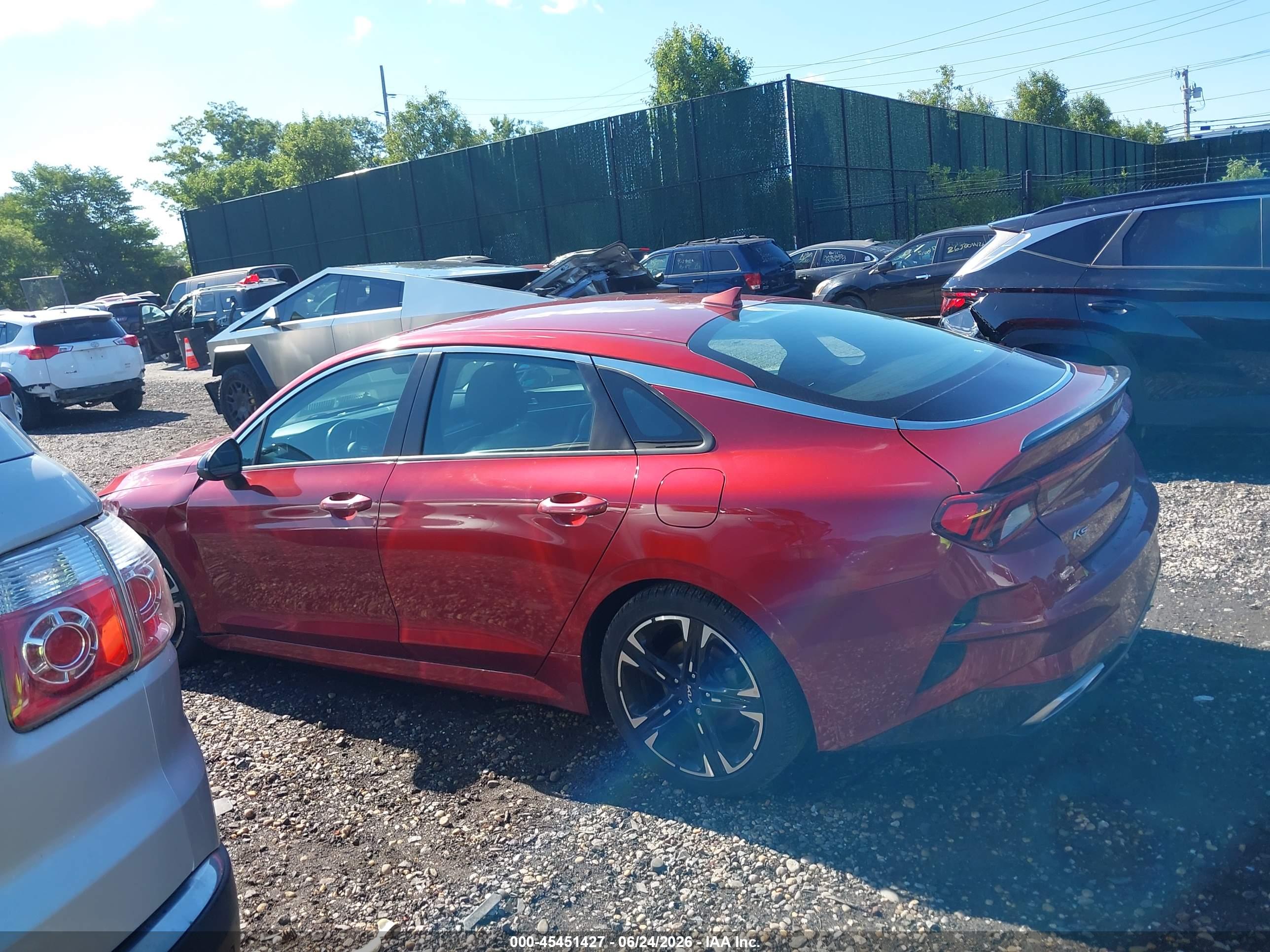 2022 KIA K5 GT-LINE