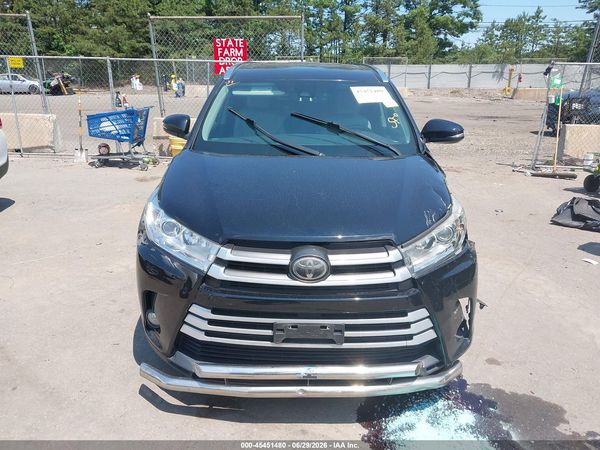2017 TOYOTA HIGHLANDER XLE