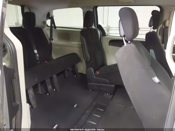 2013 DODGE GRAND CARAVAN SE — I8