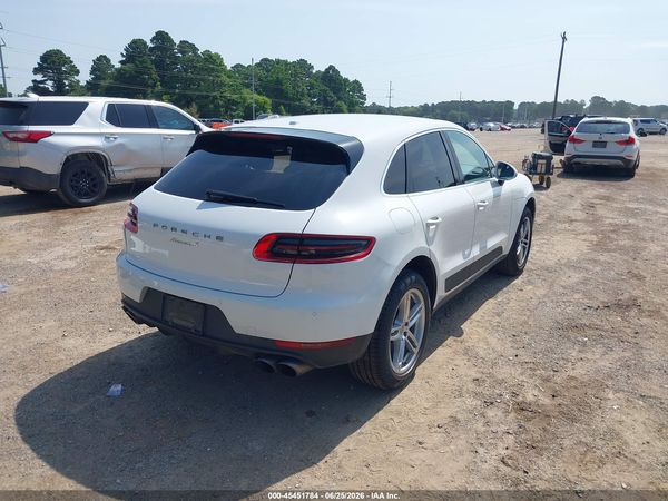 2015 PORSCHE MACAN S