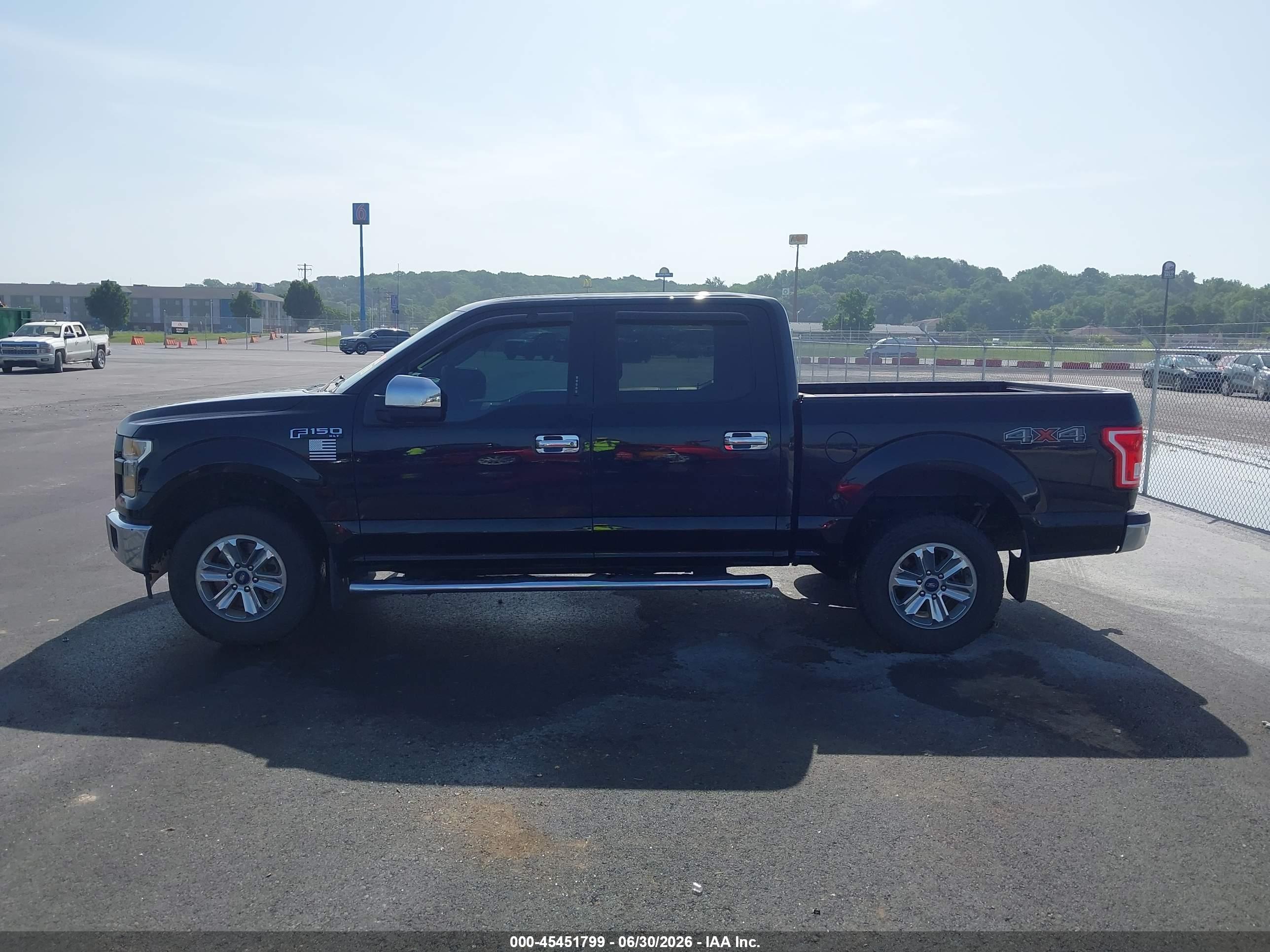 2017 FORD F-150 XLT