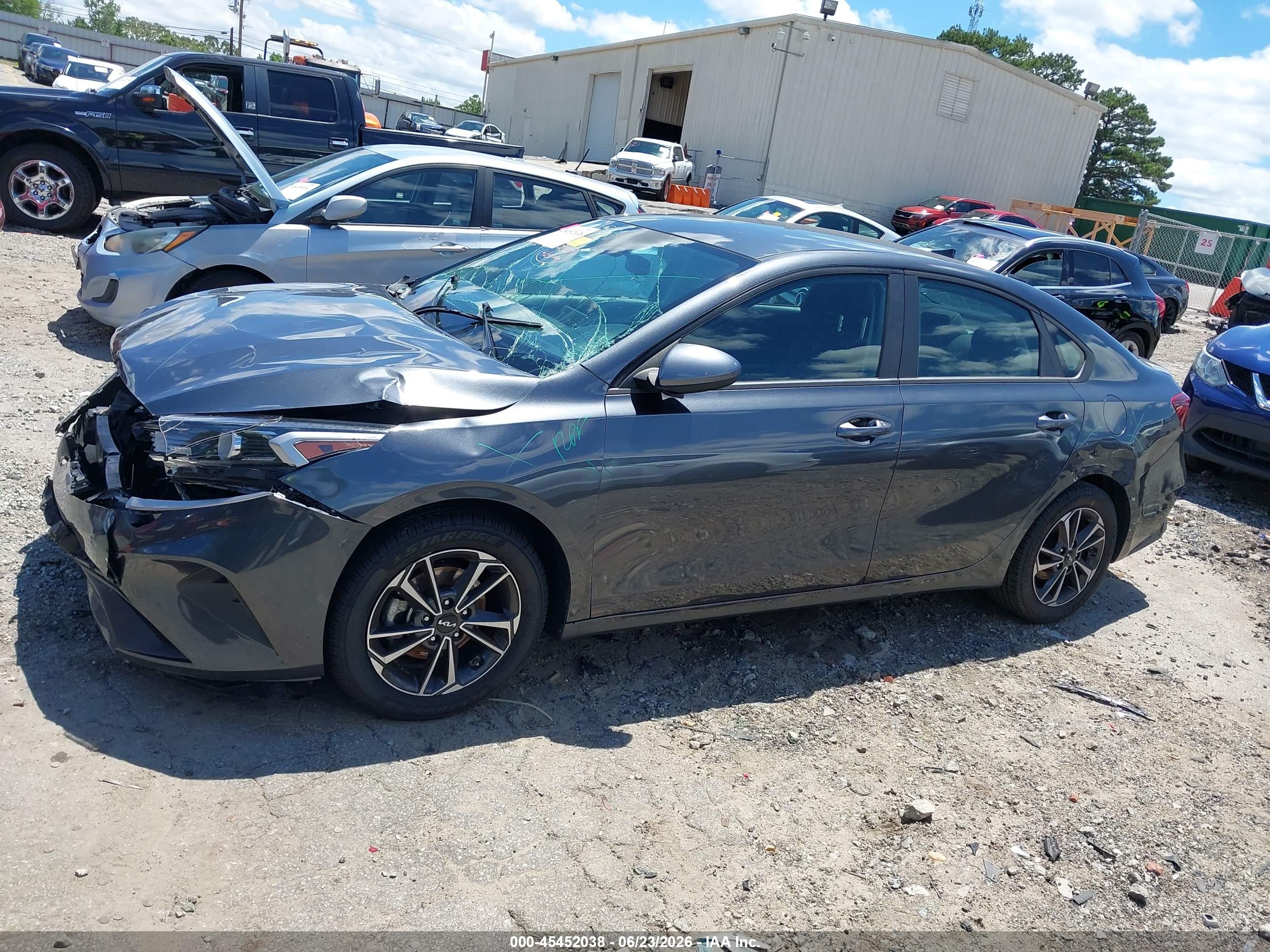 2024 KIA FORTE LXS