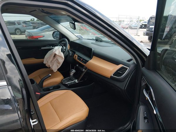 2025 KIA SELTOS EX