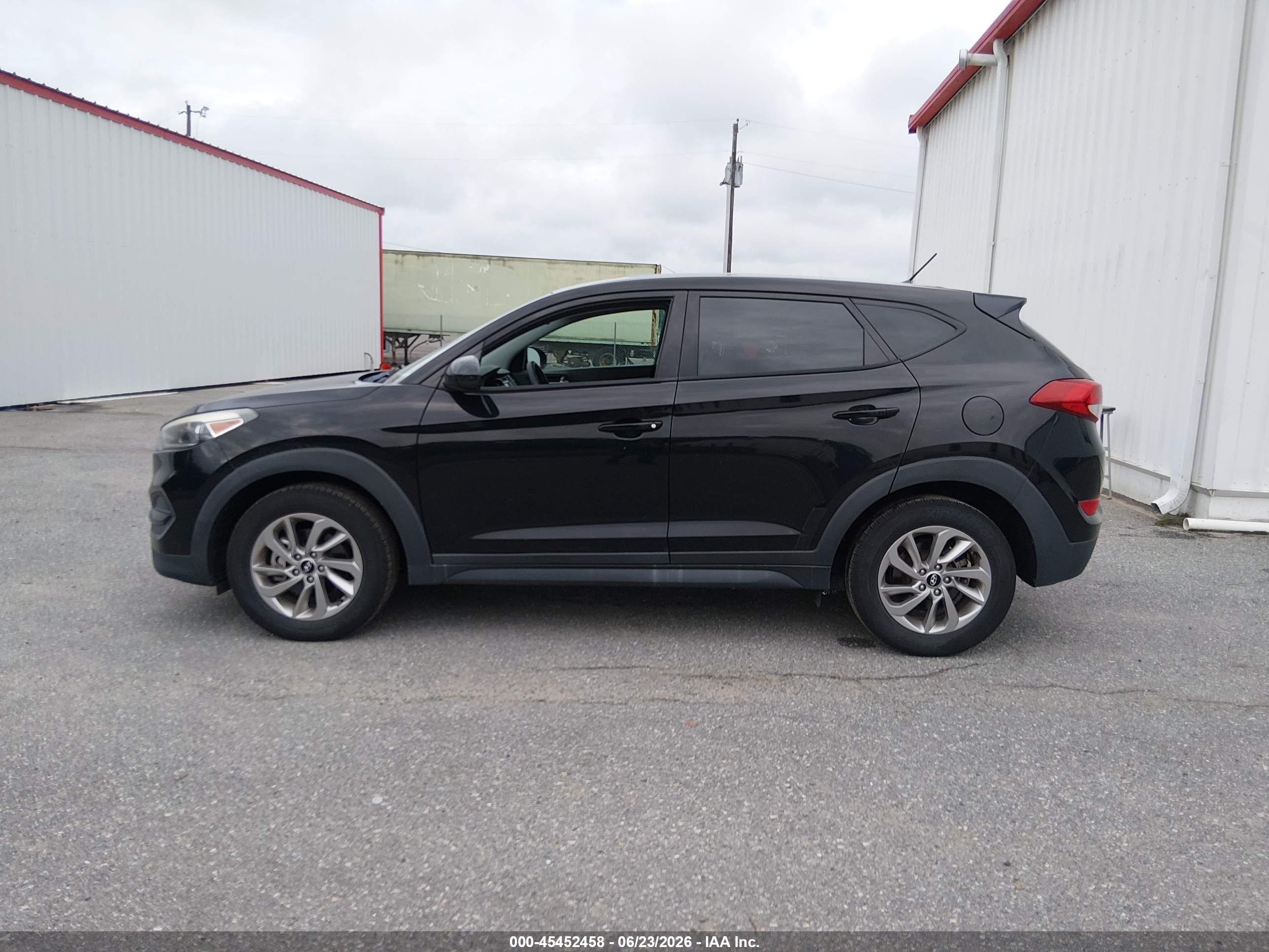 2018 HYUNDAI TUCSON SE