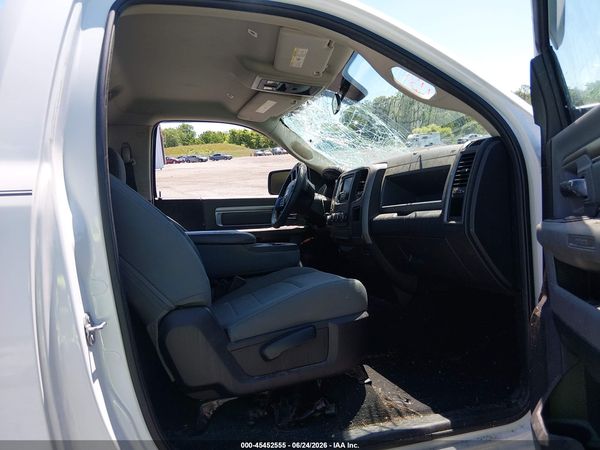 2018 RAM 1500 TRADESMAN  4X2 8' BOX