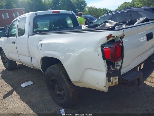 2018 TOYOTA TACOMA SR