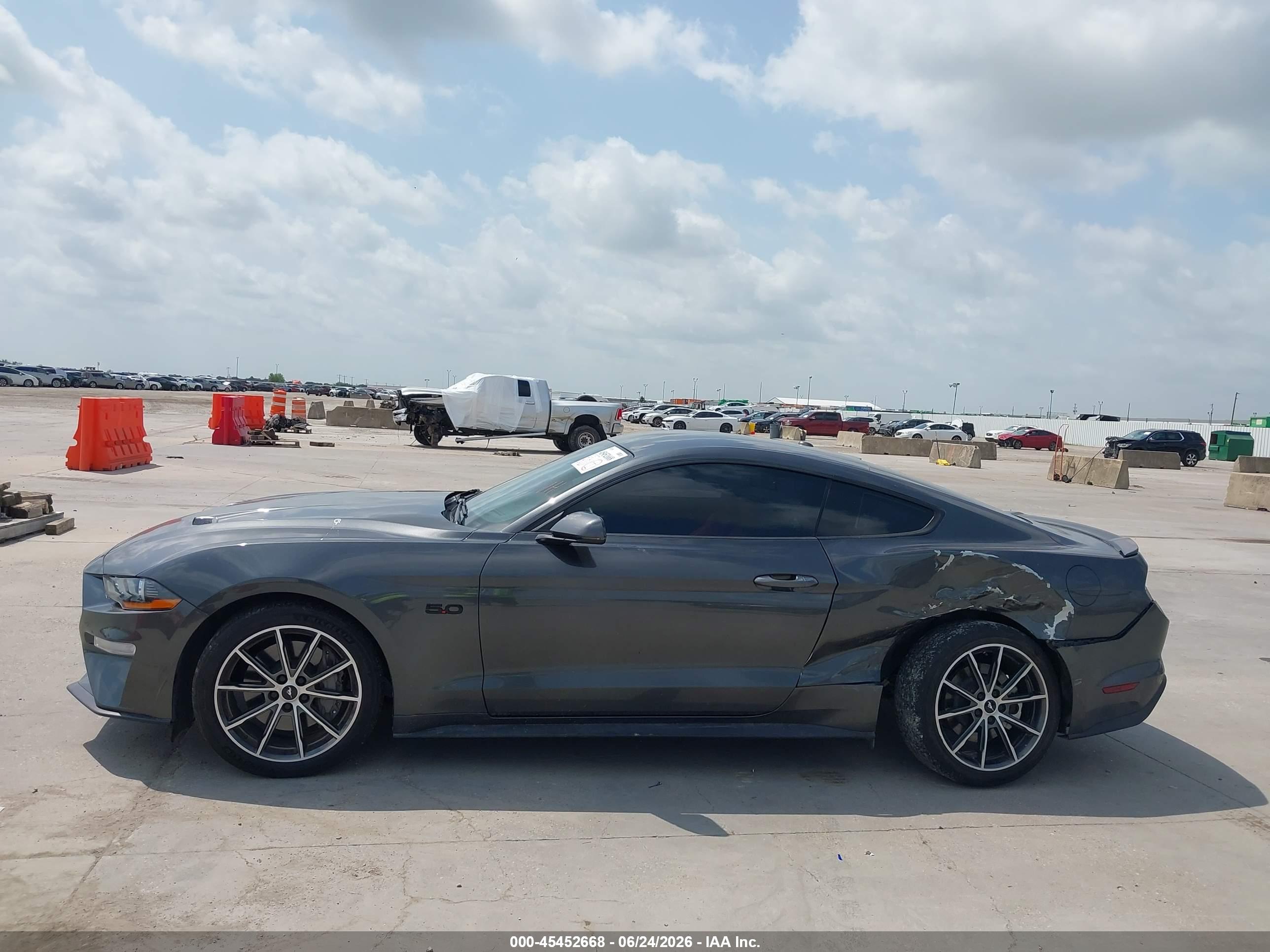 2019 FORD MUSTANG GT/GT PREMIUM