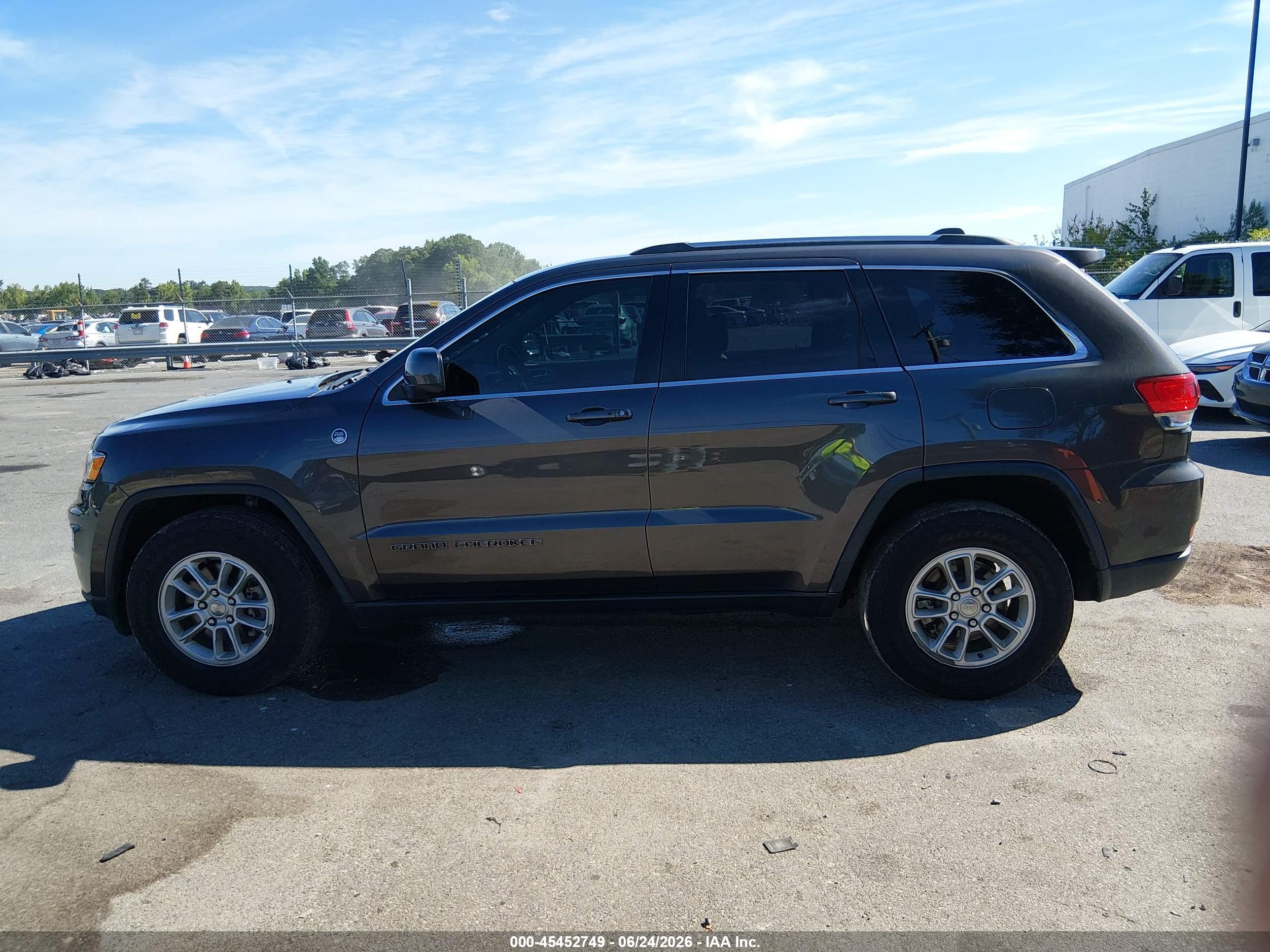 2019 JEEP GRAND CHEROKEE LAREDO E 4X4