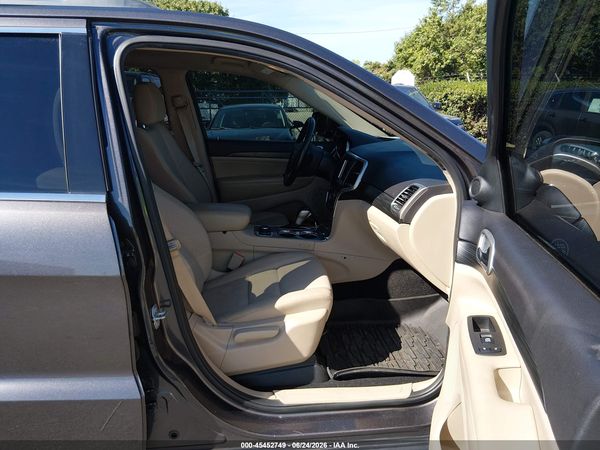 2019 JEEP GRAND CHEROKEE LAREDO E 4X4