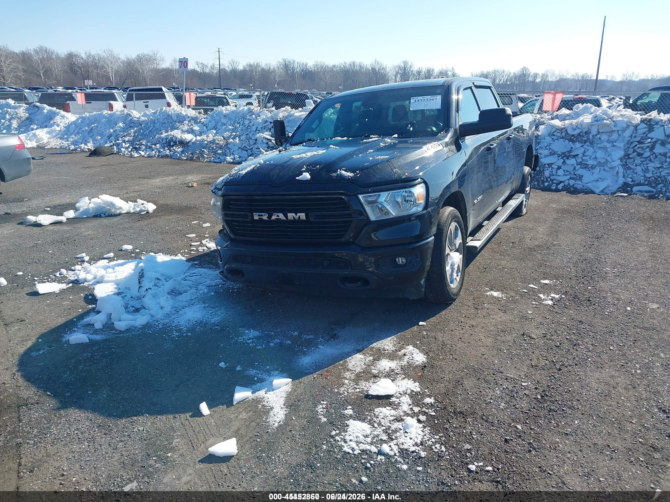 2020 RAM 1500 BIG HORN  4X4 6'4 BOX
