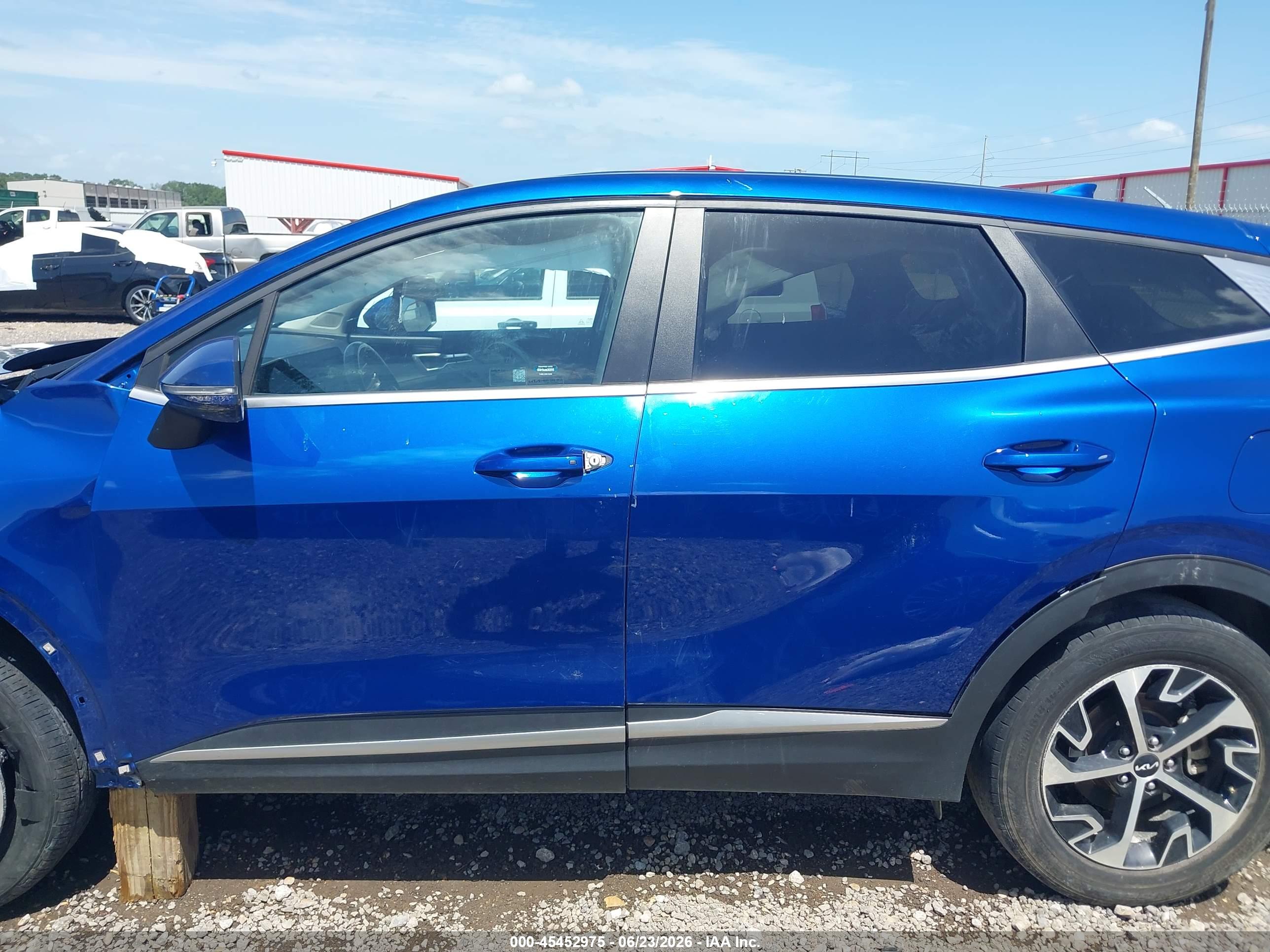 2023 KIA SPORTAGE EX