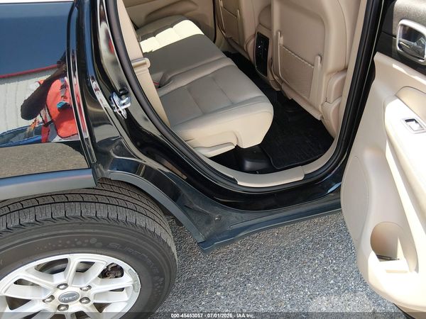2019 JEEP GRAND CHEROKEE LAREDO E 4X4