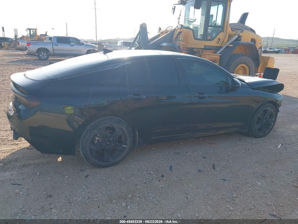 2022 KIA K5 EX
