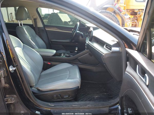2022 KIA K5 EX