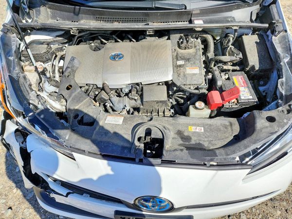 2022 TOYOTA PRIUS