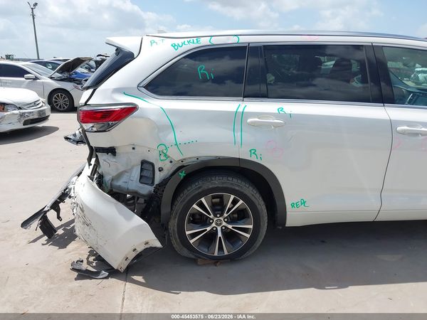 2016 TOYOTA HIGHLANDER XLE V6