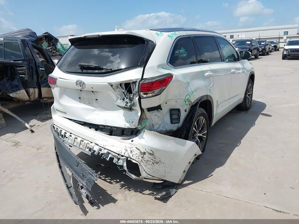 2016 TOYOTA HIGHLANDER XLE V6