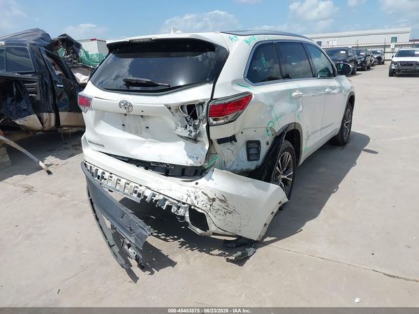 2016 TOYOTA HIGHLANDER XLE V6